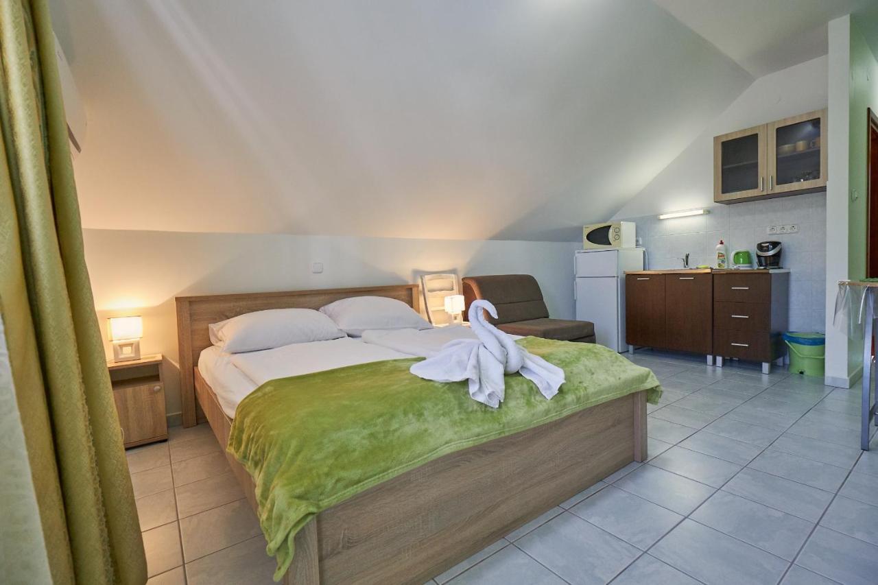 Amulett Studios Apartment Hajdúszoboszló Zewnętrze zdjęcie